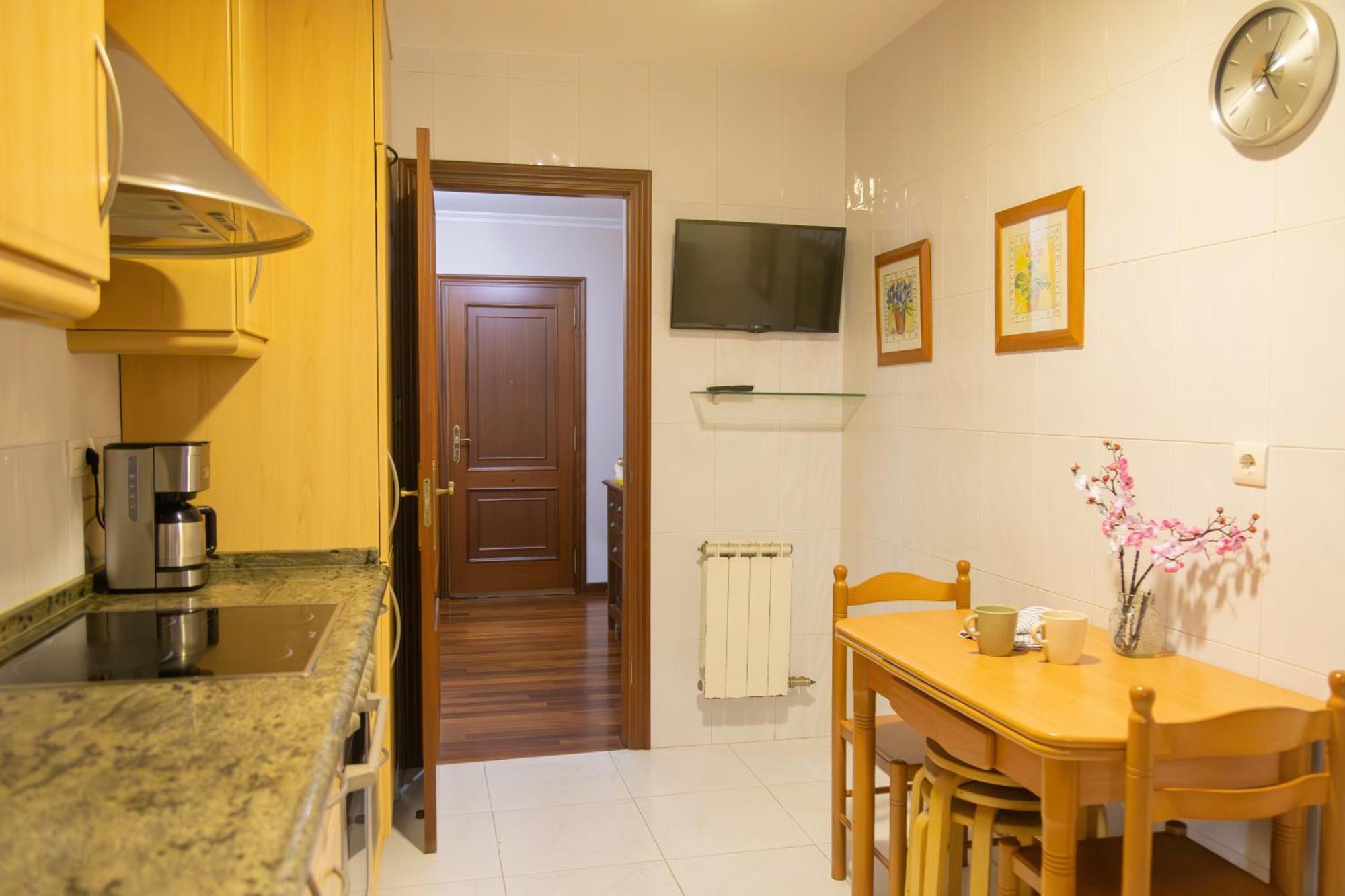 Apartamento Completo, Amplio, Muy Iluminado Y Con Plaza De Garaje Incluida. O Grove Exterior foto