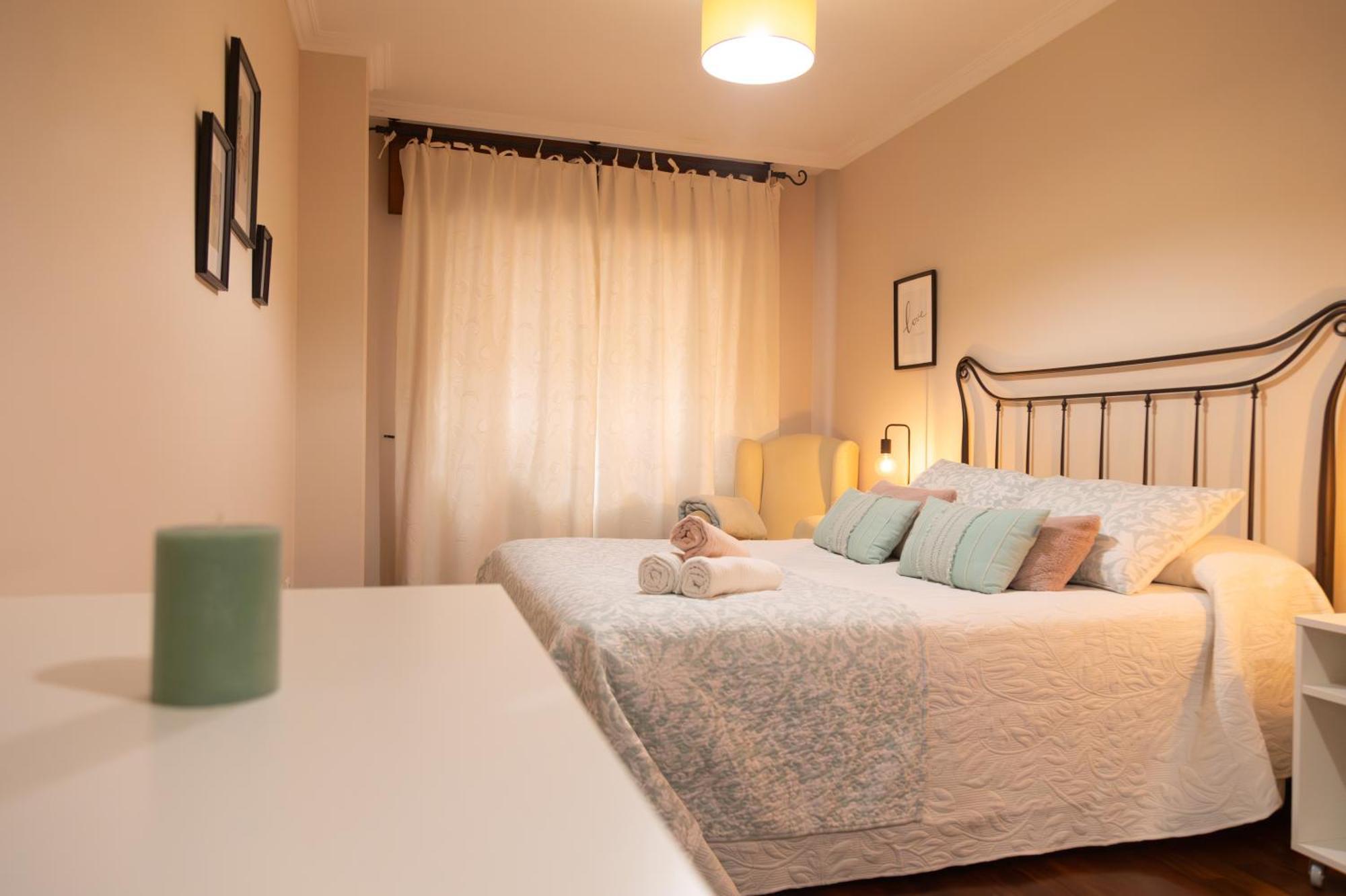 Apartamento Completo, Amplio, Muy Iluminado Y Con Plaza De Garaje Incluida. O Grove Exterior foto