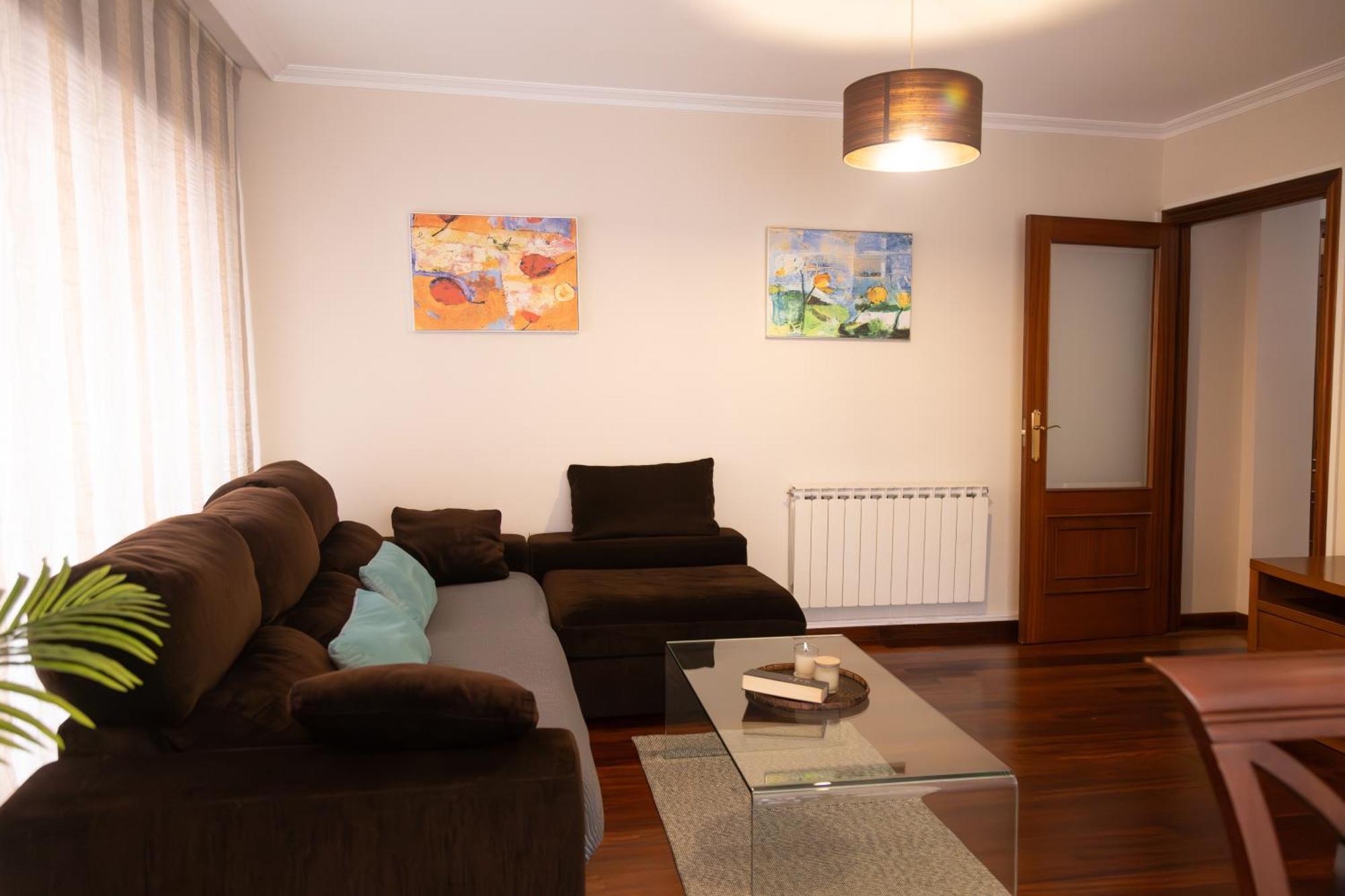 Apartamento Completo, Amplio, Muy Iluminado Y Con Plaza De Garaje Incluida. O Grove Exterior foto