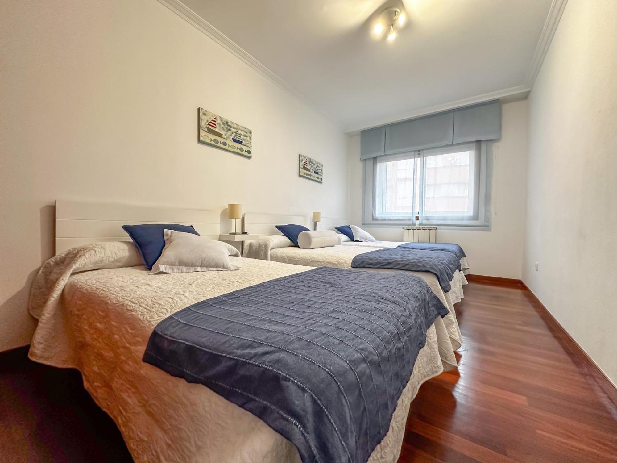 Apartamento Completo, Amplio, Muy Iluminado Y Con Plaza De Garaje Incluida. O Grove Exterior foto